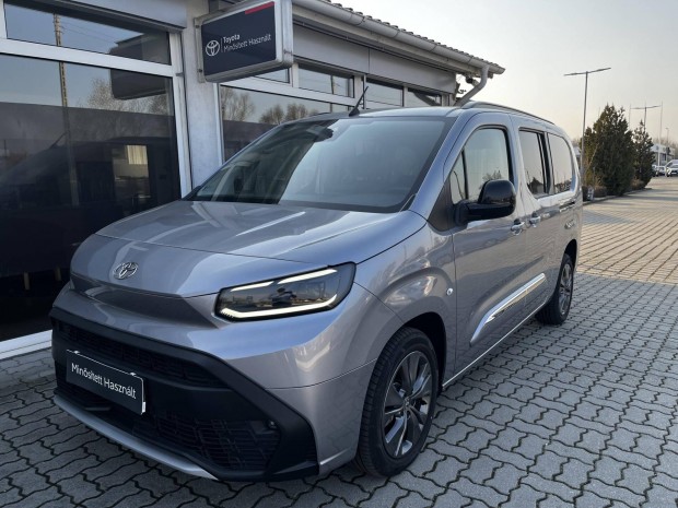 Toyota Proace City Verso 1.5D Family L2H1 [7 sz...
